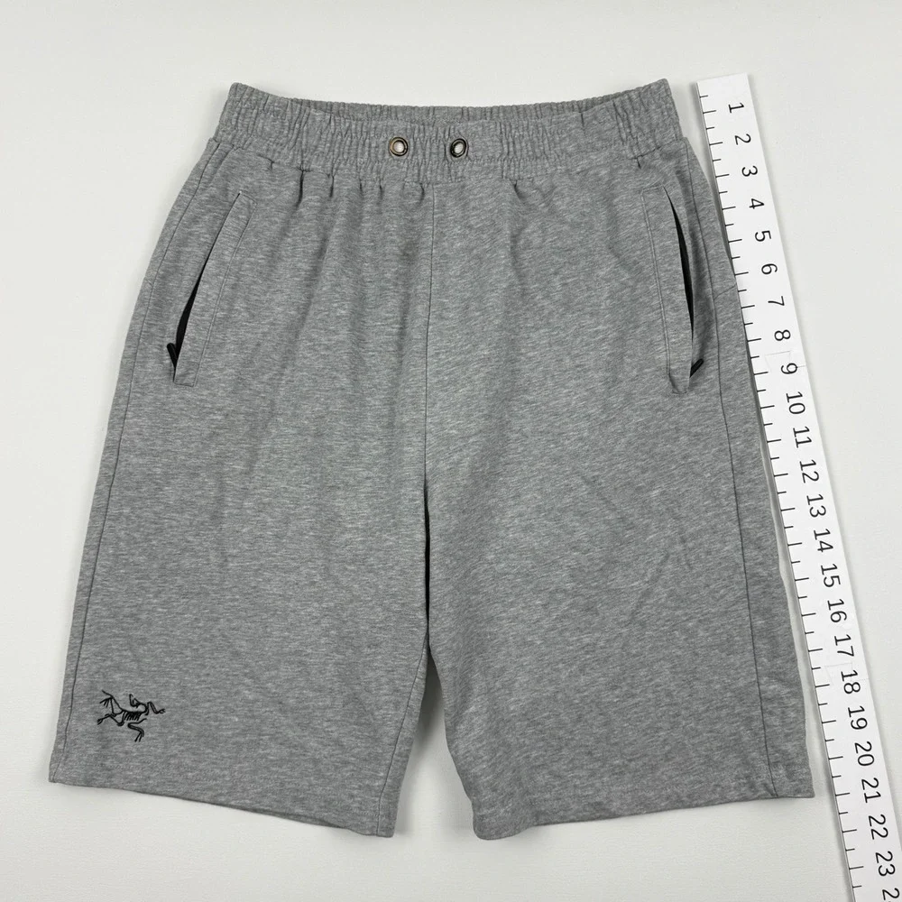 Arc'teryx Men's Athletic Shorts in Heather Gray